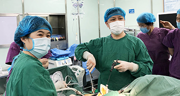 莲池快讯|子宫掉出来了？经阴道与腹腔镜子宫全切术，健康与美丽兼得